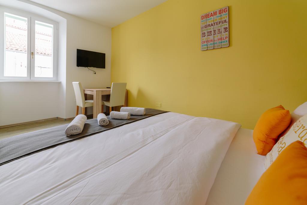Piranika Hotel Bagian luar foto